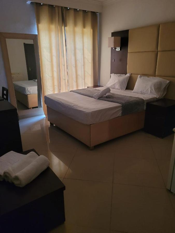 Guest House La Plaza Luanda Exterior foto
